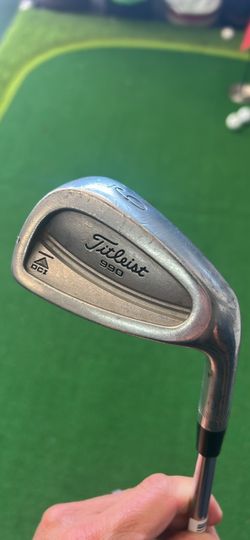 Titleist 990 DCI Golf 9 Iron
