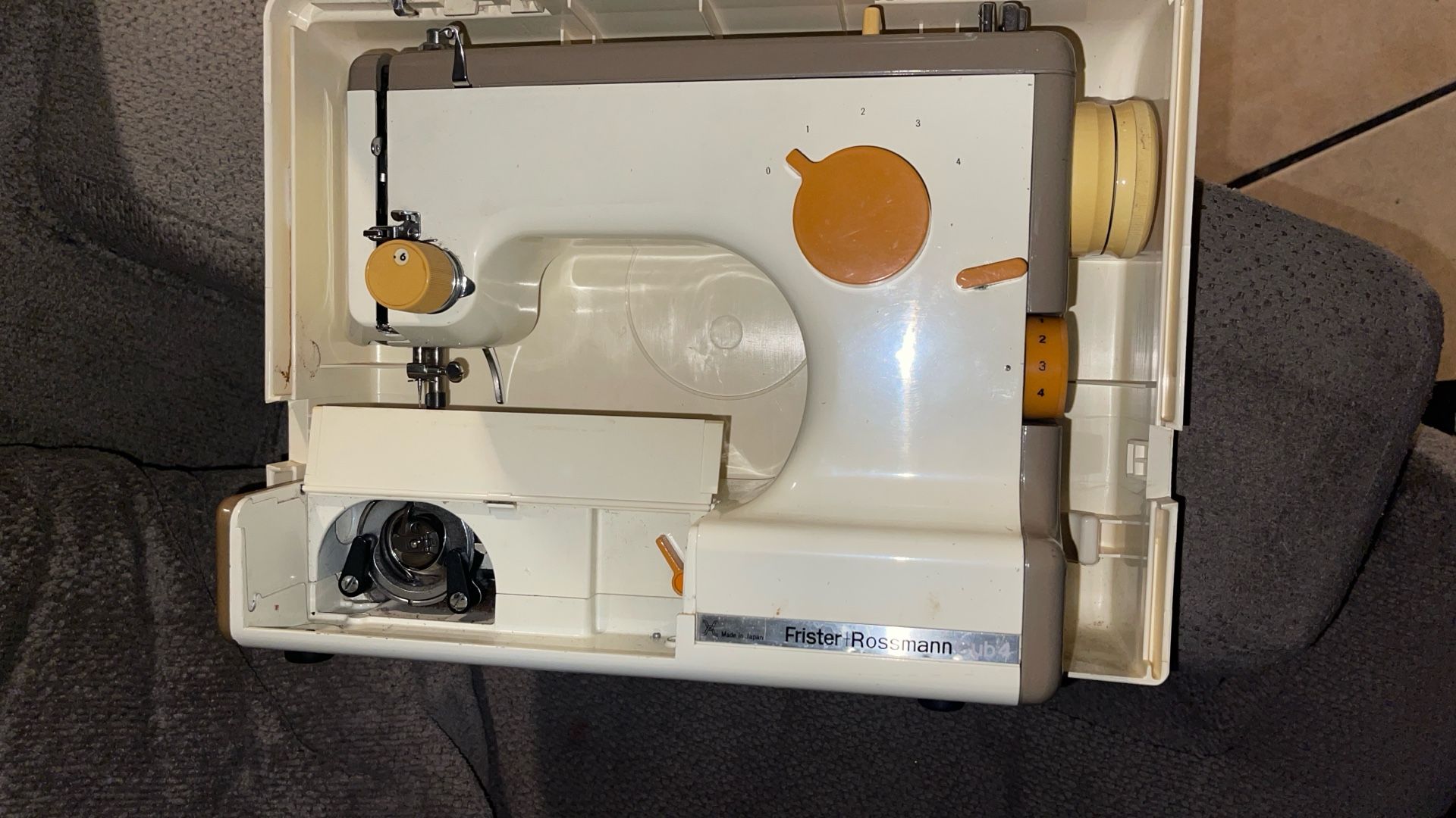 FristerRosmannCubSewingMachine