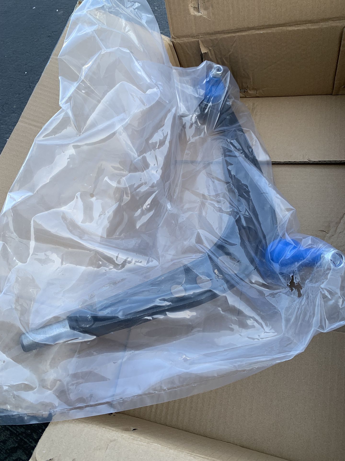 Front Left Lower Control Arm - Compatible with 1(contact info removed) BMW