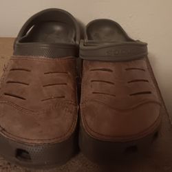 Mens Size 11 Crocs. Mens Size 12 Rubber Clogs