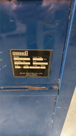 Joinpack strapping machine