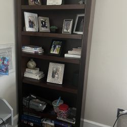 Book Shelf 