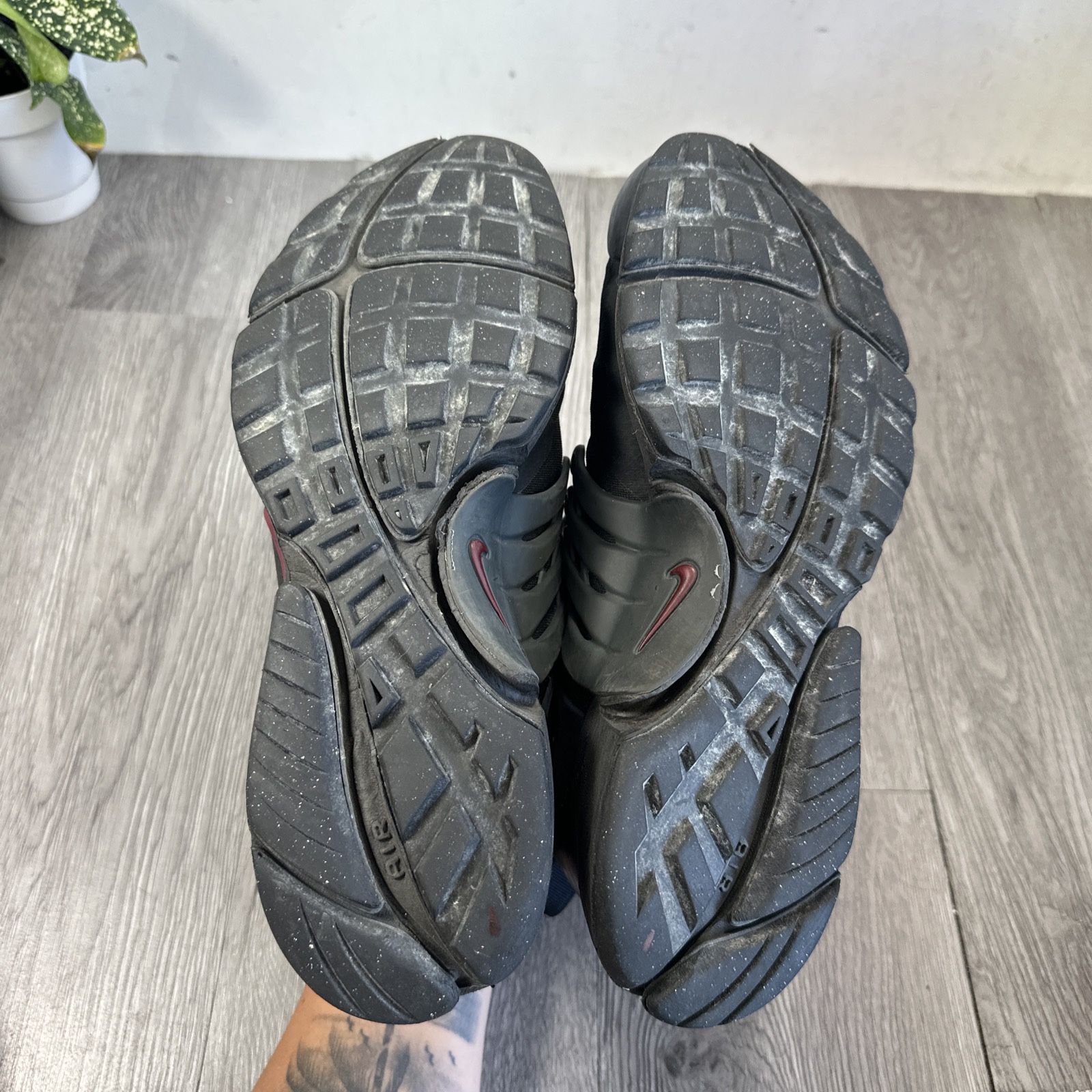 Nike Air Presto Mid Darth Vader Star Wars Black Red DC8751 001 size 9 US Men