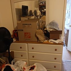 Off White Bedroom Set