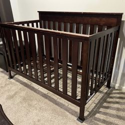 4 In 1 Convertible Crib