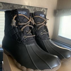 Sperry Duck Boots Size 6 1/2 $35