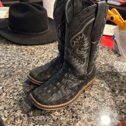 Boys Boots 9