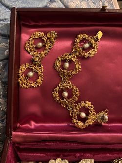 Rare Early Signed Mariam Haskell bracelet and matching earrings