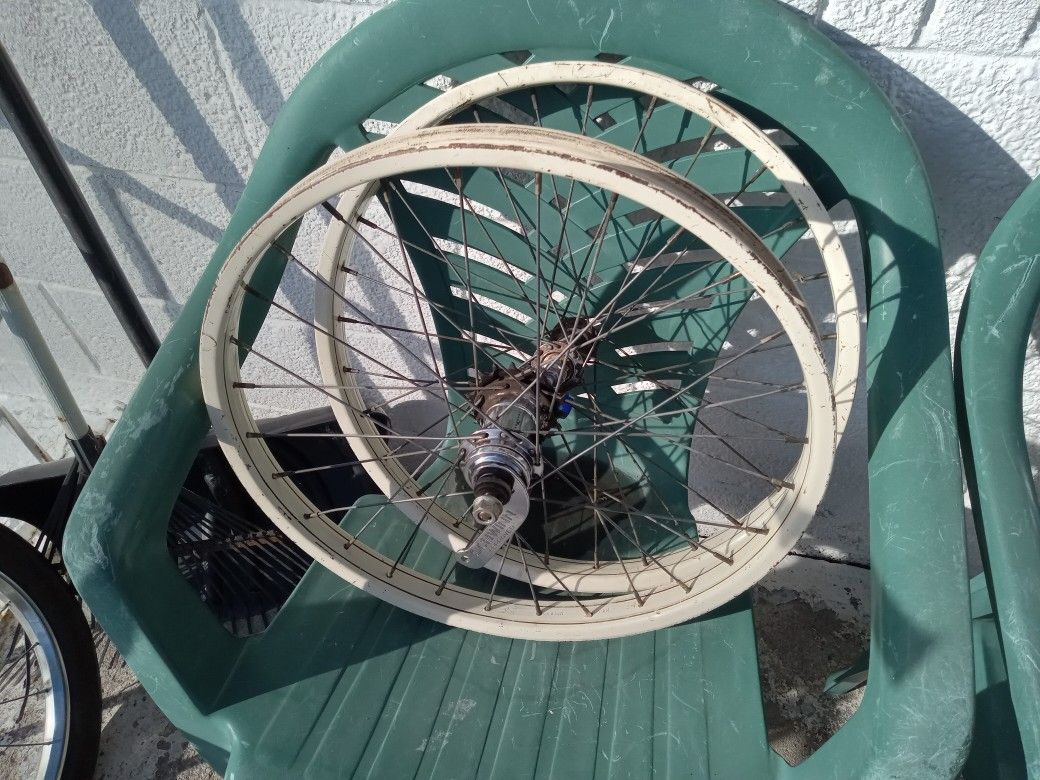 1950s Schwinn Rims 