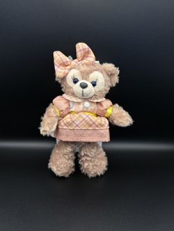 ShellieMay plush keychain
