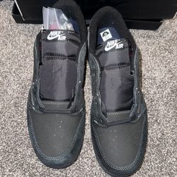 Travis Scott AJ 1 low Size 11