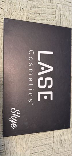 Cosmetics Skye Palette