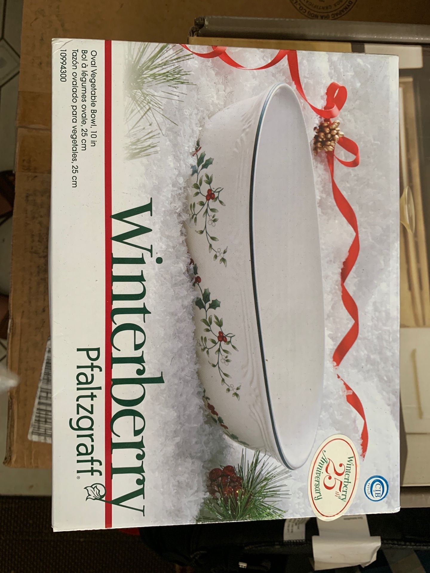 Christmas Pfaltzgraff oval 10 inches bowl