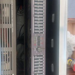 Mackie M2600 Power Amp and ART 353 EQ plus  Road Case Setup