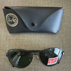 Ray‑Ban Sunglasses - Green Tint