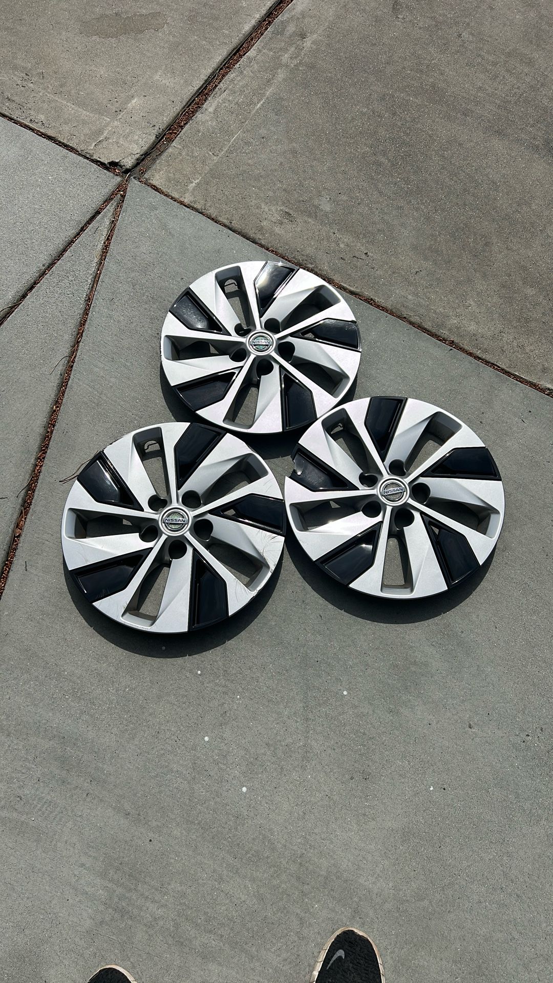 16” Nissan Factory Hubcaps
