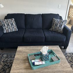 Like New!! Navy & Grey Living Rm Set