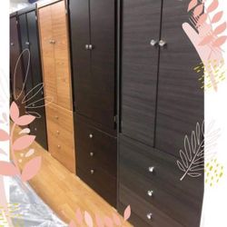 Wardrobe /Guardaropa