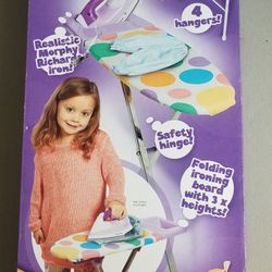 Girls Ironing Play Set.
