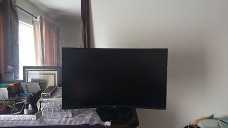 Dell Monitor 165hz 1440p 32in Curved. Gaming Monitor