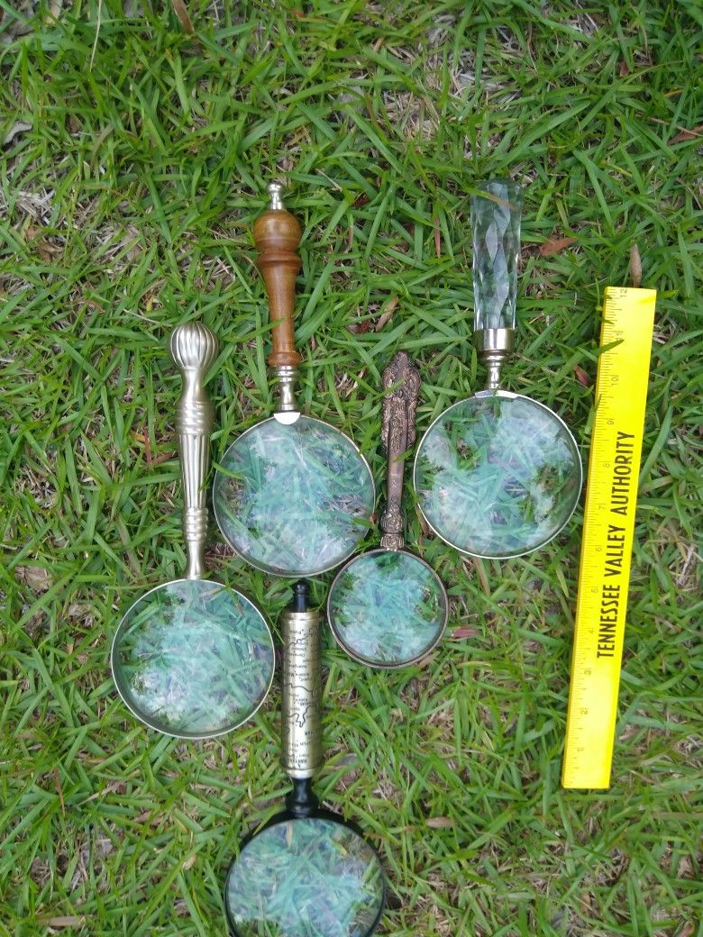 5 Magnifying Glasses