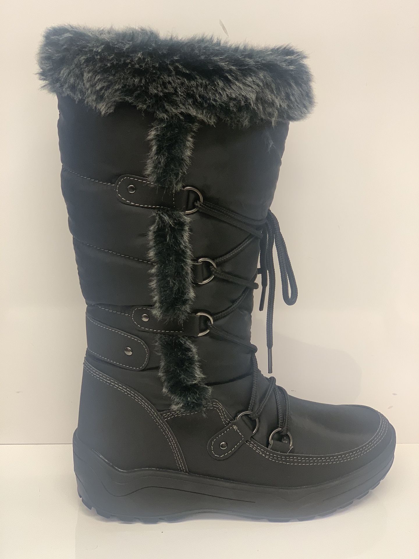 Women’s snow boots sizes ,8,8.5,9,10