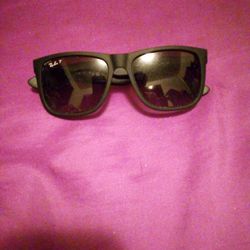 Black RayBan Sunglasses 