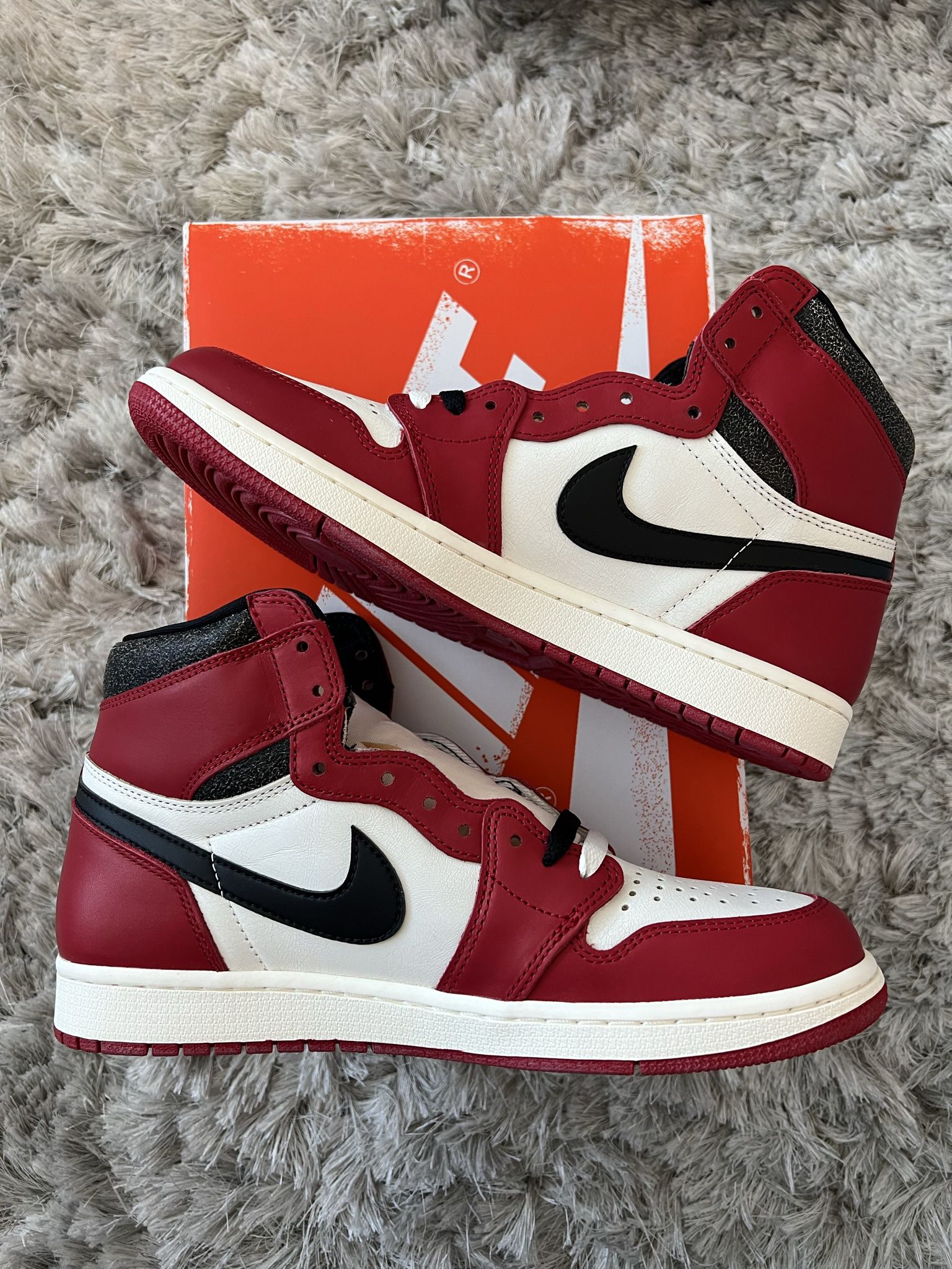 Nike Jordan 1 AJ1 High Chicago Lost And Found Size 6.5Y Brand New