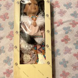 Kinnex Collections-16 Native American Indian Porcelain Doll