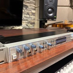 Presonus Central Station (studio monitor mixer)