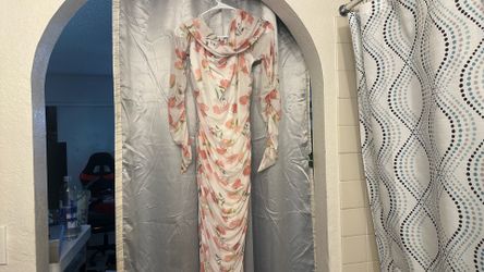 Beautiful dress size 14