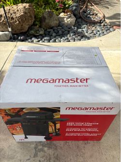 MEGAMASTER 2 burner BBQ