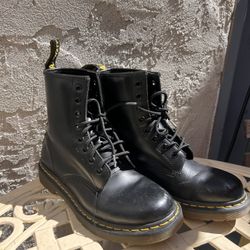 Dr Marten 1460 Black, W 8