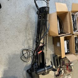 Motor Guide Trolling Motor with Graphs, Batteries And Charger 