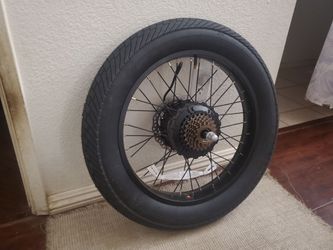 20x4.0 hub motor wheel from a brand new ebike