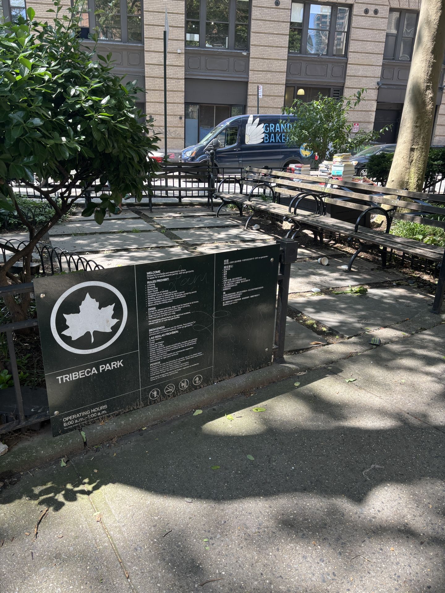 Curb Alert - Free Books In Tribeca