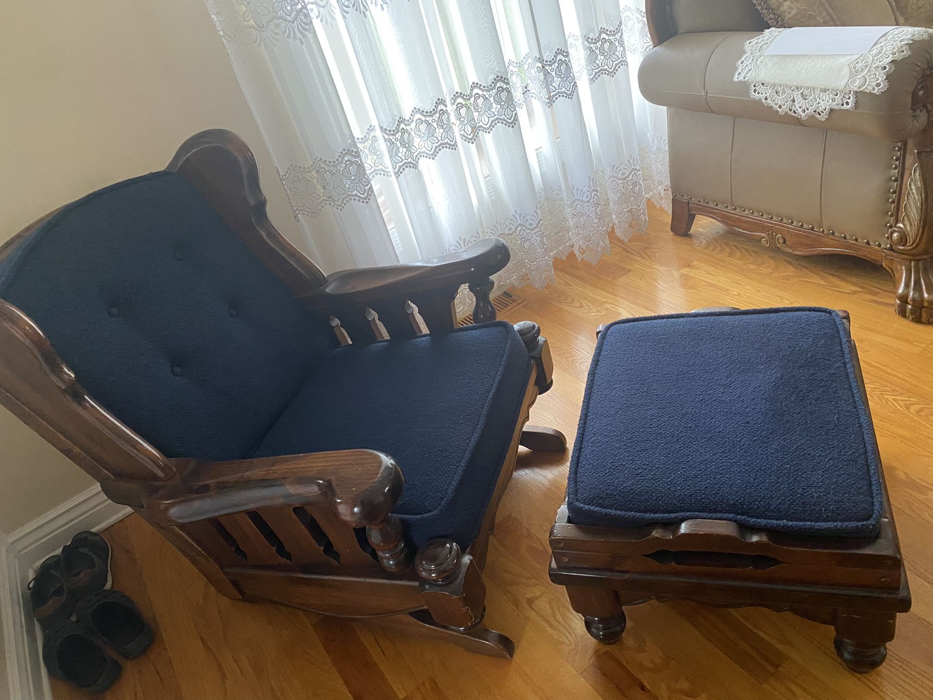 Ethan Allen Chair/ottoman