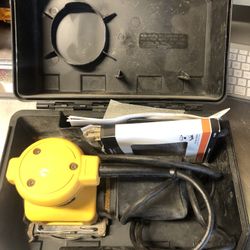 Desalt Corded Sander