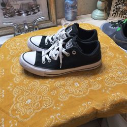 Converse Size 8 $25 OBO