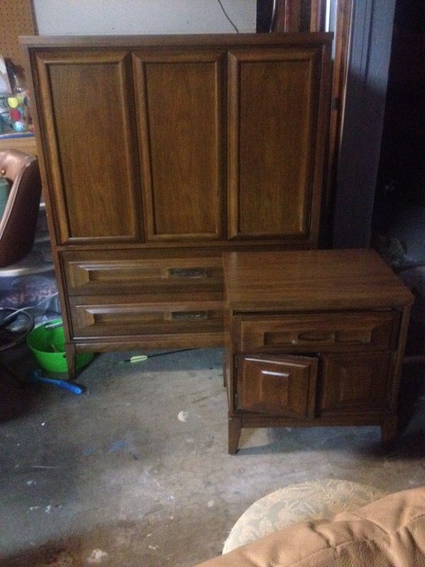 Mid Century Modern Koehler Dresser Nightstand Set For In Mid Century Modern Koehler Dresser Nightstand Set