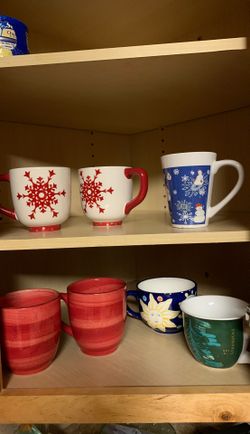 Coffee, coco and soup mugs.