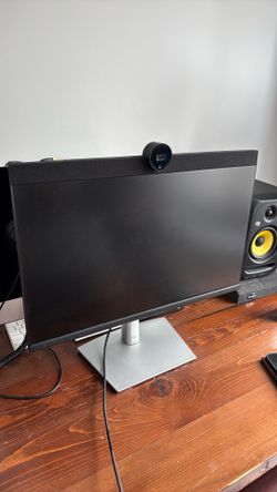 ***NEW*** Dell P2424HEB