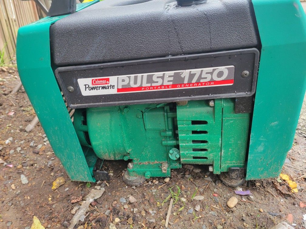 Coleman Powermate 1750 (Pulse) Generator