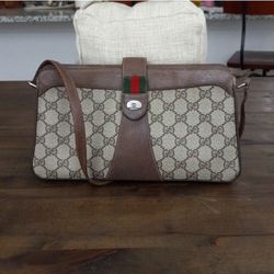 Authentic GUCCI ACCESSORY COLLECTION GG VINTAGE bag