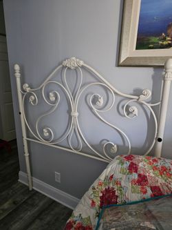 Full Size Bed Set