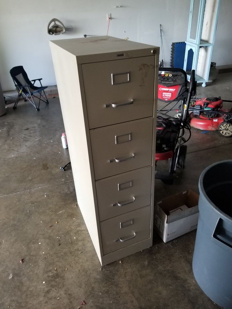 FREE 4-drawer file cabinet MUST GO