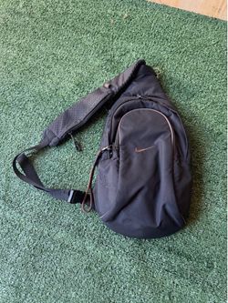 NIKE CROOS BODY BAG BLACK COLOR