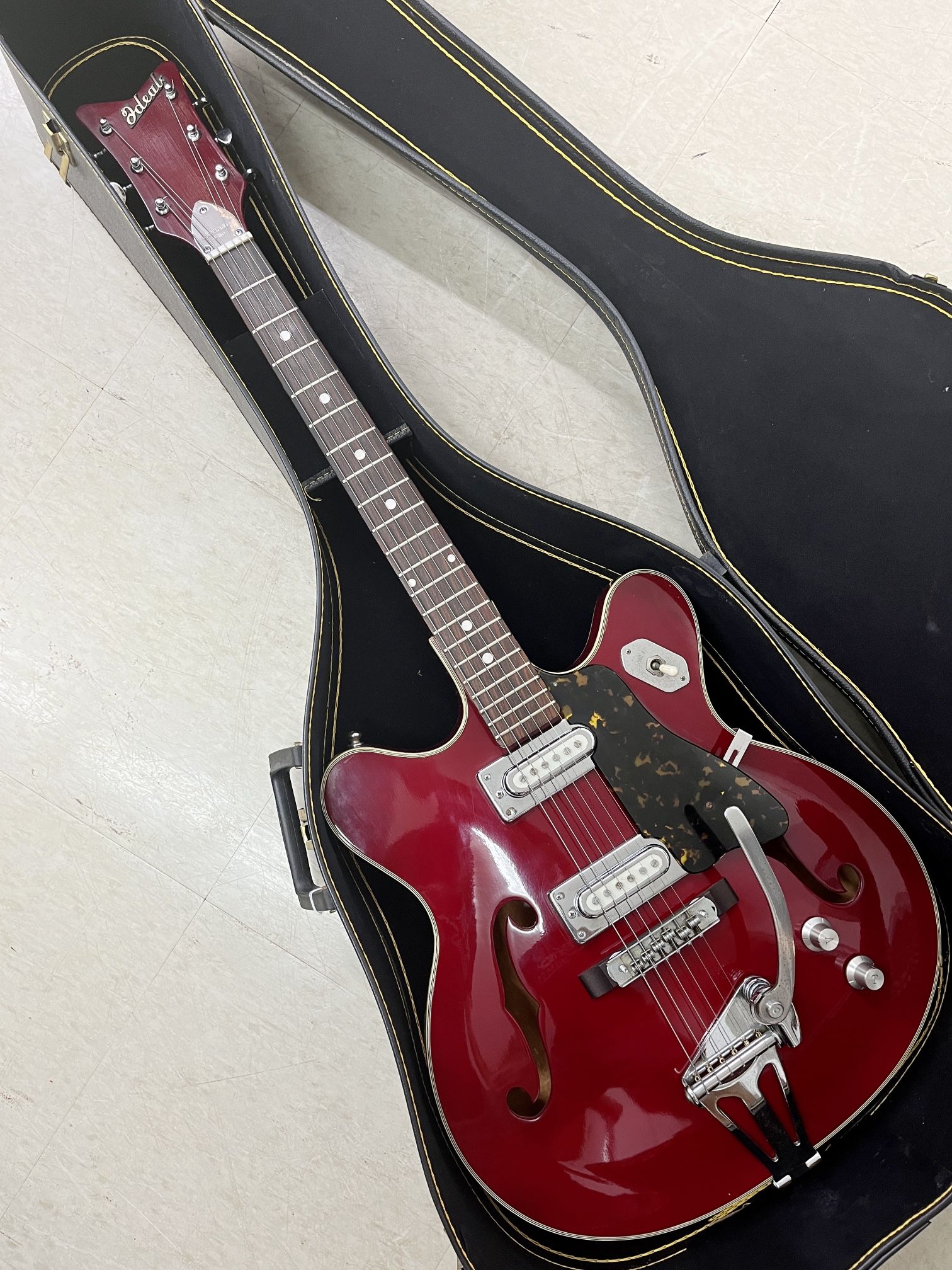Vintage 1960’s Japanese Electric Guitar for Sale in Albertson, NY OfferUp