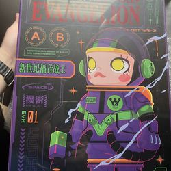 Pop Mart Mega Space Molly x Evangelion 400%