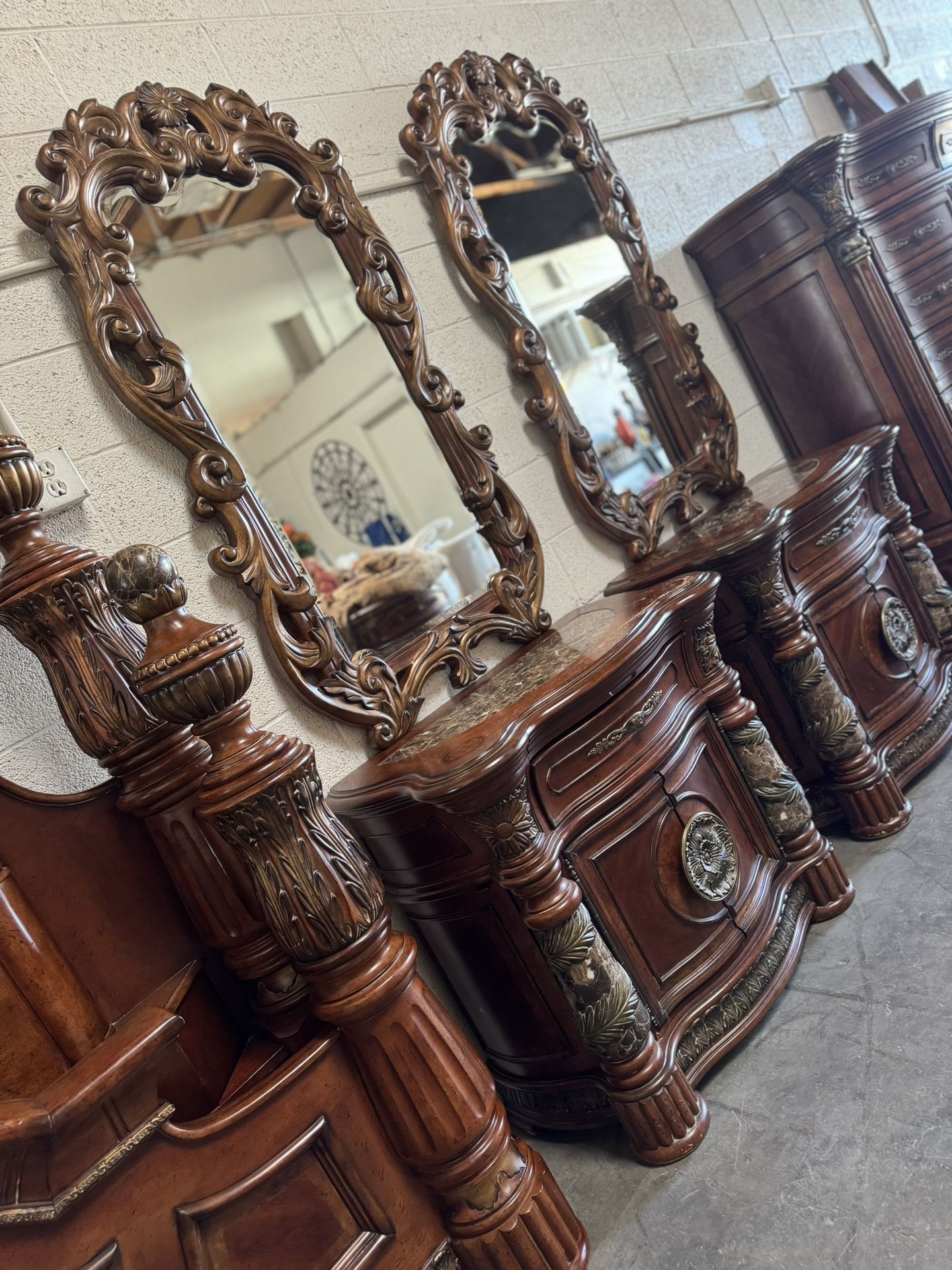 Michael Amini king Bedroom Set
